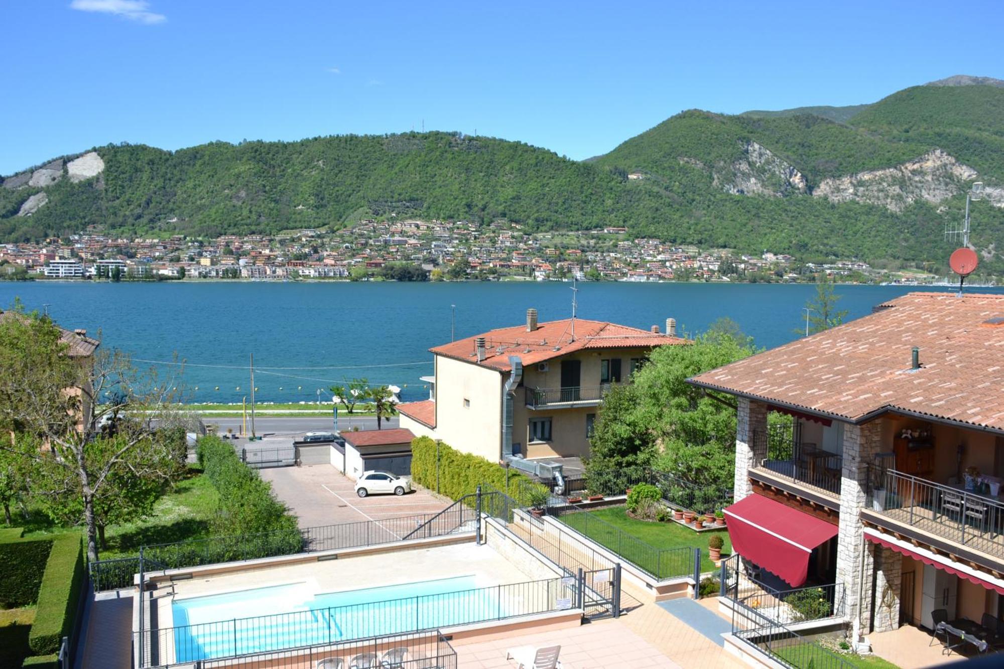 Dolce Casa Lago Paratico Exterior photo
